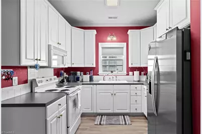 132 Sterling Point Court, Winston-Salem, NC 27104 - Photo 11