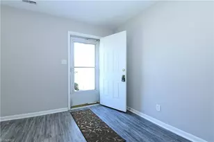 5735 Bramblegate Rd, Greensboro, NC 27409 - Photo 3