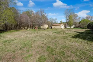 4104 Enchanted Ln, Greensboro, NC 27406 - Photo 29