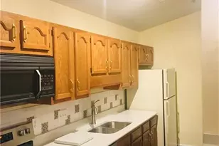 5934 W Friendly Ave, Greensboro, NC 27410 - Photo 7