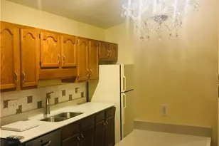 5934 W Friendly Ave, Greensboro, NC 27410 - Photo 9