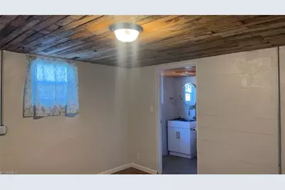 549 E Pine Street, Mount Airy, NC 27030 - Photo 33