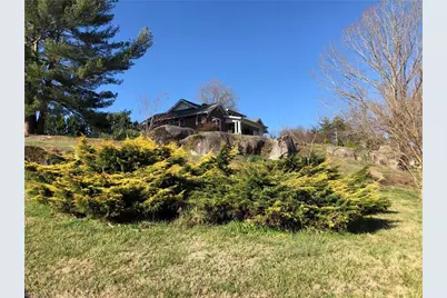 549 E Pine Street, Mount Airy, NC 27030 - Photo 7