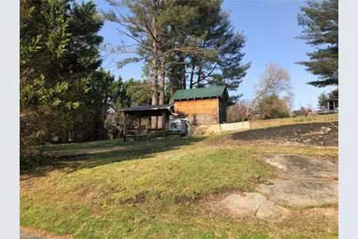 549 E Pine Street, Mount Airy, NC 27030 - Photo 39