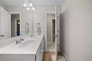 865 Winterside Ln, Winston-Salem, NC 27107 - Photo 15