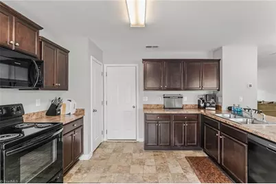 4381 Oak Pointe Drive, Winston-Salem, NC 27105 - Photo 13