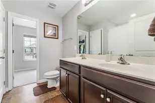 4381 Oak Pointe Dr, Winston-Salem, NC 27105 - Photo 17