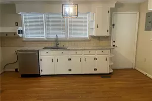 225 Jackson St, Eden, NC 27288 - Photo 5