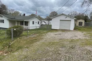 225 Jackson St, Eden, NC 27288 - Photo 15