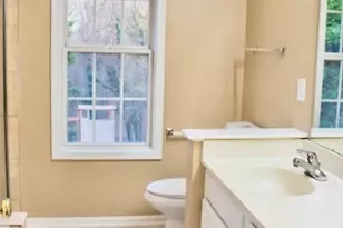 3102 Bannock Ln, Greensboro, NC 27410 - Photo 15