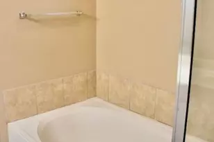 3102 Bannock Ln, Greensboro, NC 27410 - Photo 17