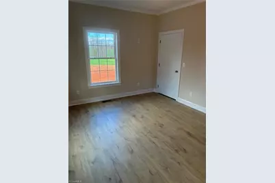 621 W Atkins Street, Dobson, NC 27017 - Photo 23