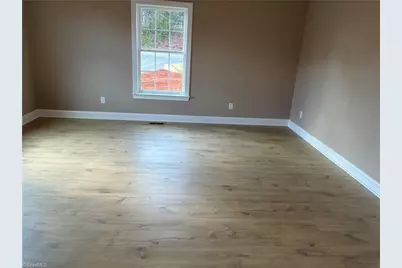 621 W Atkins Street, Dobson, NC 27017 - Photo 15