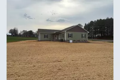 621 W Atkins Street, Dobson, NC 27017 - Photo 5
