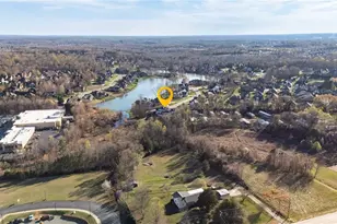 1326 Lochshire Dr, Burlington, NC 27215 - Photo 45