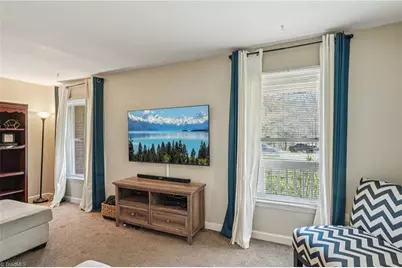 660 S Peace Haven Road, Winston-Salem, NC 27103 - Photo 7