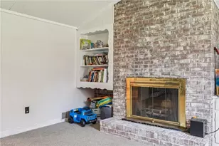 660 S Peace Haven Rd, Winston-Salem, NC 27103 - Photo 31