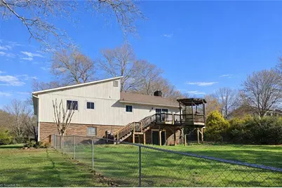 302 Country Lane, King, NC 27021 - Photo 3