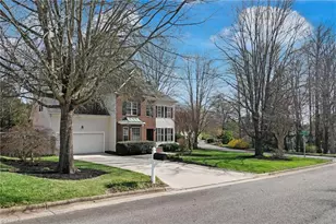 2 Foxfire Ct, Greensboro, NC 27410 - Photo 3