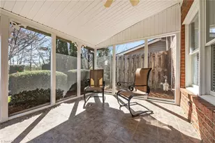 712 Vinebury Ln, High Point, NC 27265 - Photo 23