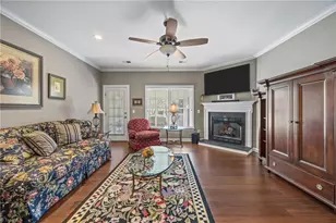 712 Vinebury Ln, High Point, NC 27265 - Photo 13