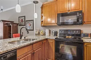 712 Vinebury Ln, High Point, NC 27265 - Photo 9