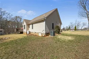 2559 Butterfly Trail, Randleman, NC 27317 - Photo 37