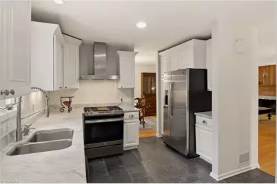 208 Forest Brook Drive, Winston-Salem, NC 27106 - Photo 17