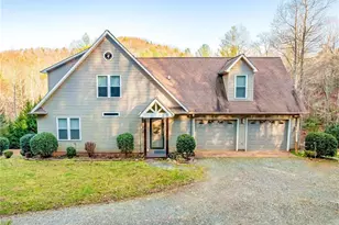 817 Hidden Hollow Ln, Moravian Falls, NC 28654 - Photo 3