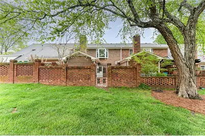 16 Fountain Manor Drive #B, Greensboro, NC 27405 - Photo 31