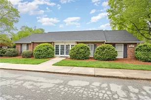 16 Fountain Manor Dr, Greensboro, NC 27405 - Photo 33