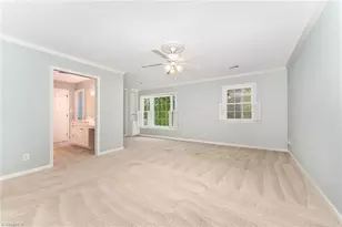 16 Fountain Manor Dr, Greensboro, NC 27405 - Photo 19