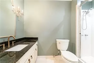 16 Fountain Manor Dr, Greensboro, NC 27405 - Photo 17