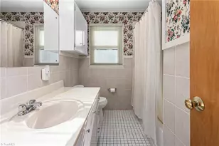 509 Duke St, Thomasville, NC 27360 - Photo 23