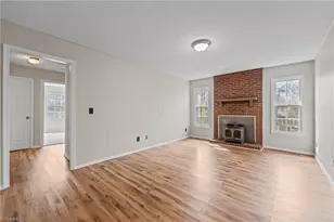 3805 Broadacres Dr, Greensboro, NC 27407 - Photo 15