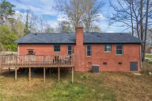 3805 Broadacres Dr, Greensboro, NC 27407 - Photo 29