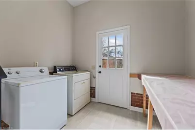 3805 Broadacres Drive, Greensboro, NC 27407 - Photo 13