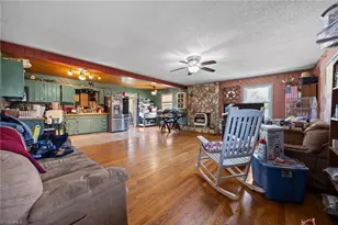 487 King Rd, Seagrove, NC 27341 - Photo 9