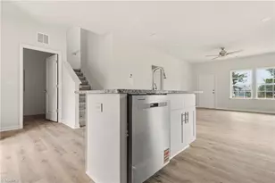 503 Richardson Ave, High Point, NC 27260 - Photo 9