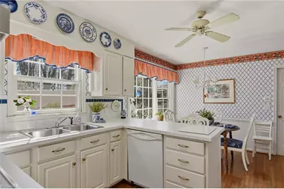 2717 Asbury Terrace, Greensboro, NC 27408 - Photo 15