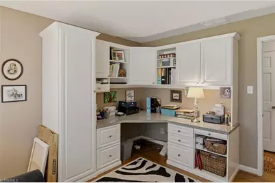 2717 Asbury Terrace, Greensboro, NC 27408 - Photo 25