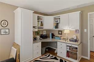 2717 Asbury Terrace, Greensboro, NC 27408 - Photo 25