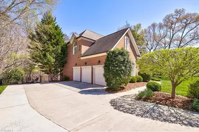 7626 Henson Forest Drive, Summerfield, NC 27358 - Photo 37