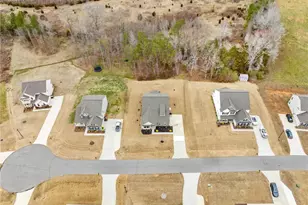 186 Park Place Cir, Winston-Salem, NC 27107 - Photo 33