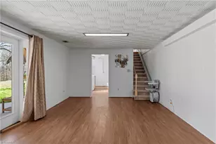 3291 Burton Rd, Thomasville, NC 27360 - Photo 29