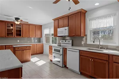 3291 Burton Road, Thomasville, NC 27360 - Photo 13