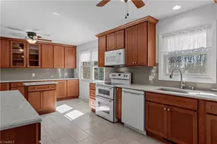 3291 Burton Rd, Thomasville, NC 27360 - Photo 13