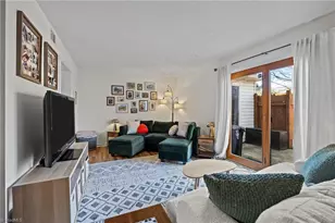 146 Charlestowne Cir, Winston-Salem, NC 27103 - Photo 13