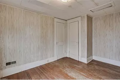 1506 Grove Street, Greensboro, NC 27403 - Photo 7