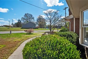 1735 Prince Edward Dr, Elon, NC 27244 - Photo 11